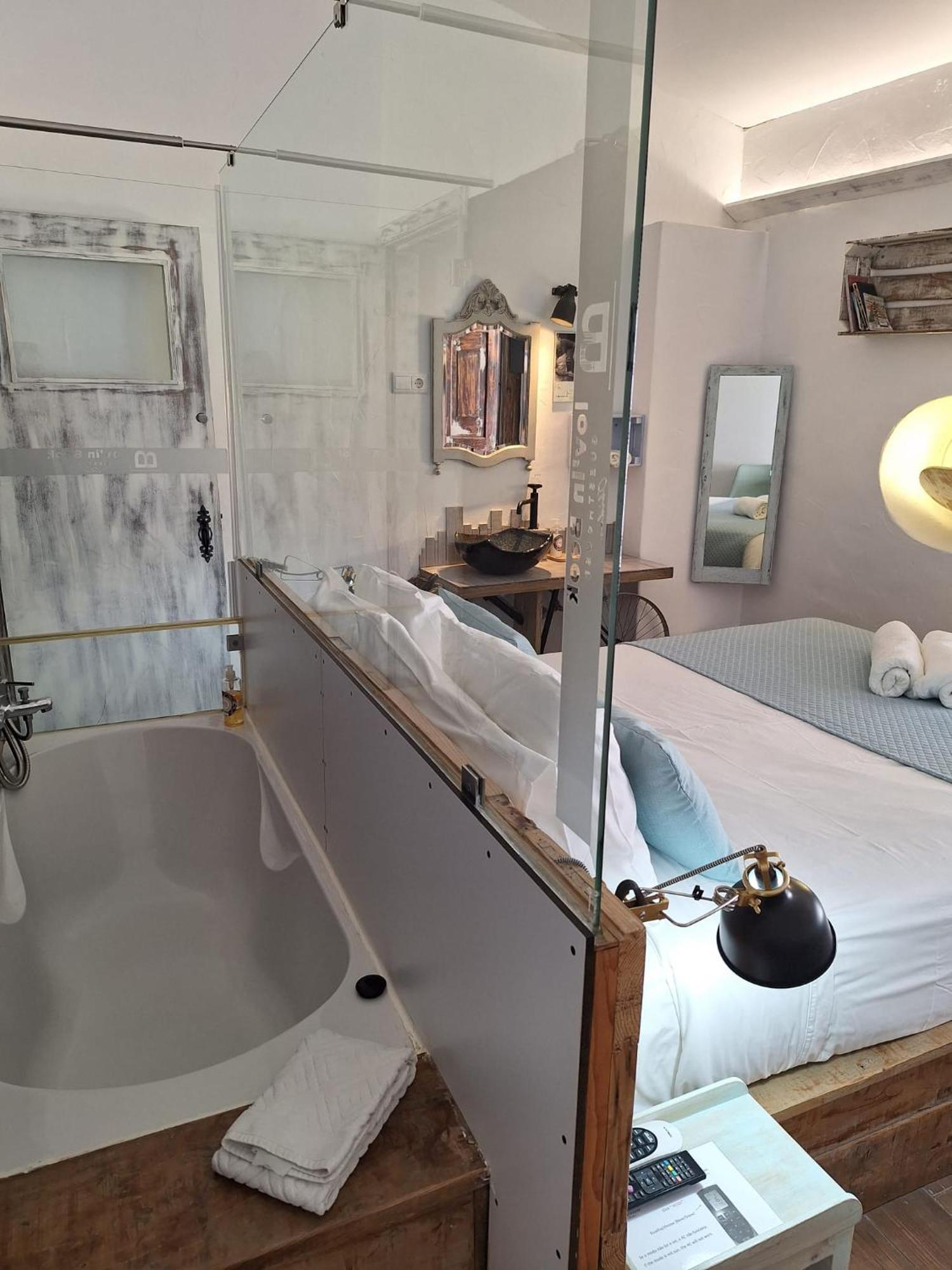 Lovin Book Guesthouse Obidos Bagian luar foto