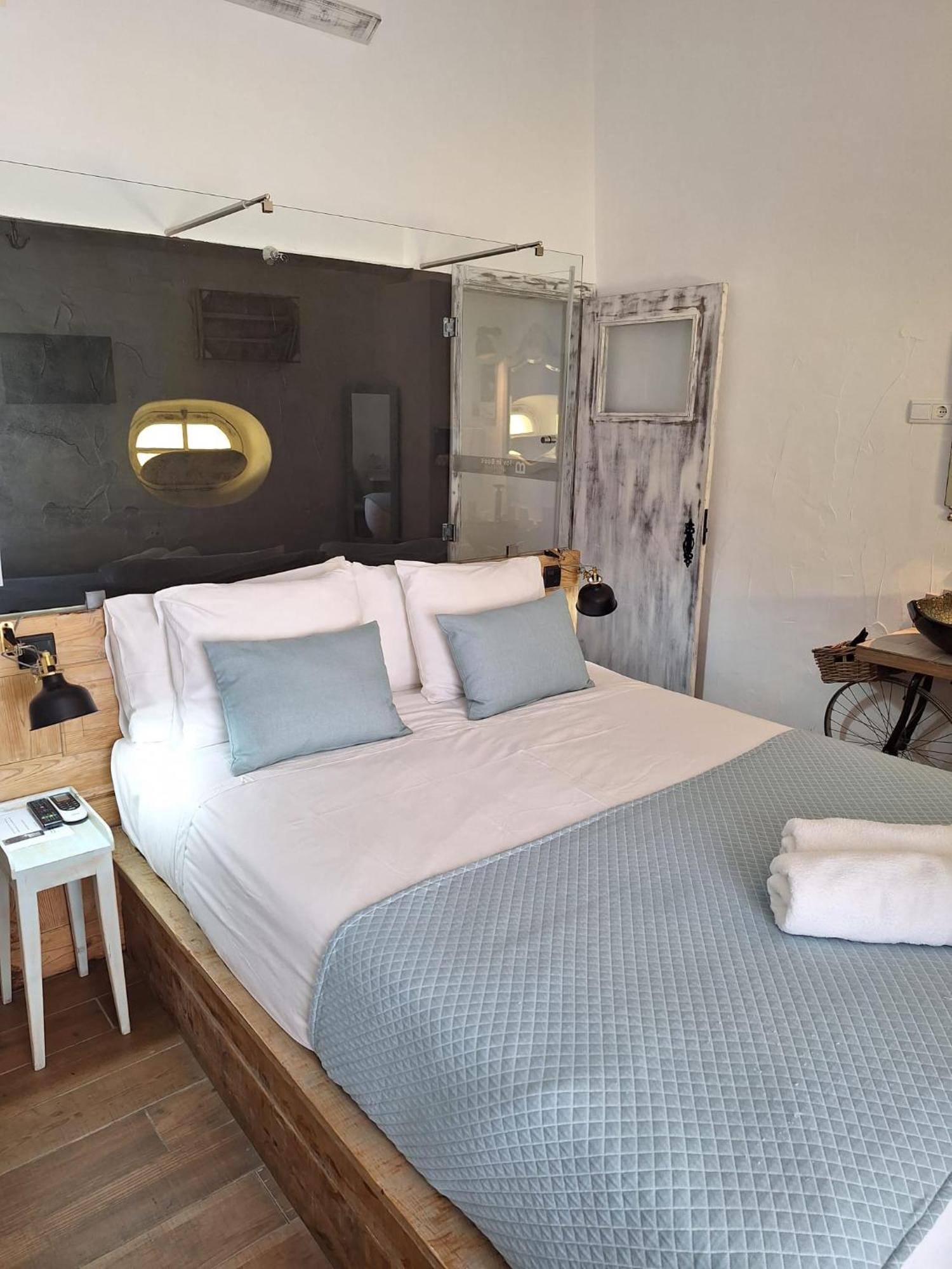 Lovin Book Guesthouse Obidos Bagian luar foto